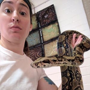 Meet your Posher, Danielle